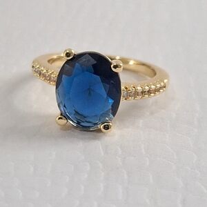 Sapphire oval shape diamond cut ring